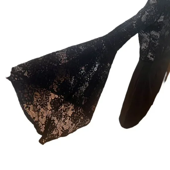 WINDSOR Long Sleeve Lace Mini Dress - Picture 7 of 9